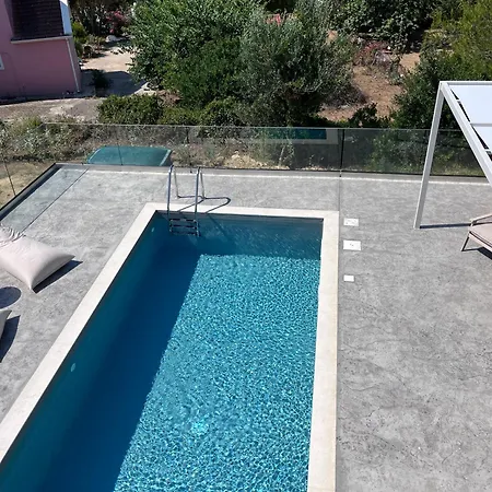 Zefy's Scenic Oasis Villa Pesádha