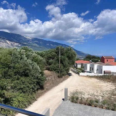 Villa Zefy's Scenic Oasis Pesádha